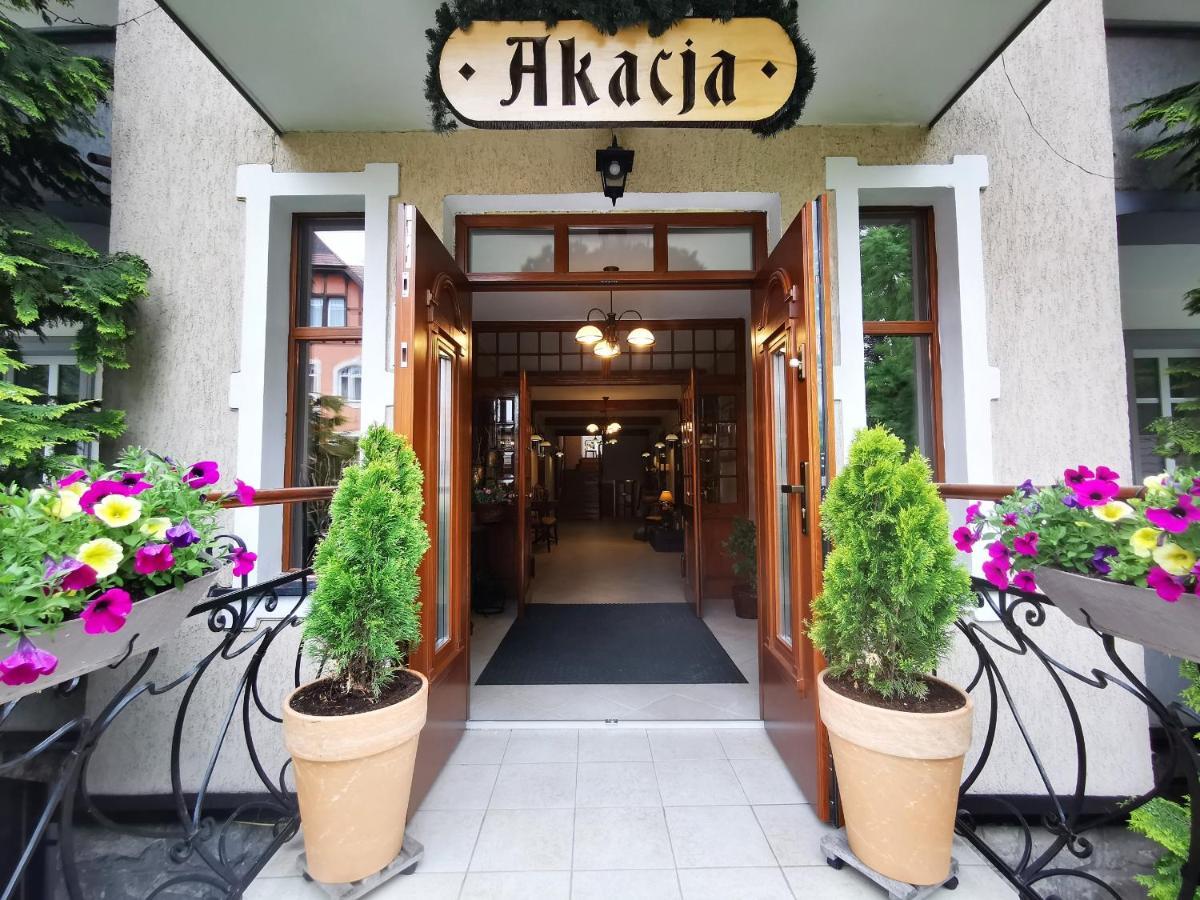 Pensjonat Akacja Kudowa Zdroj Ngoại thất bức ảnh